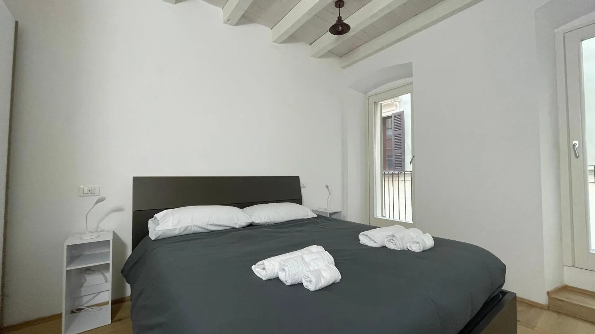 Vittoria Tre Piazze Apartments Brescia